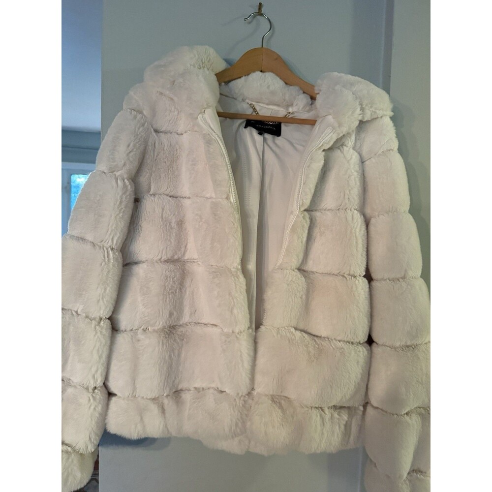 bcbg max azria Coat Whıte Fur
